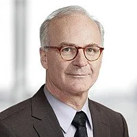Dr. Peter Eggers